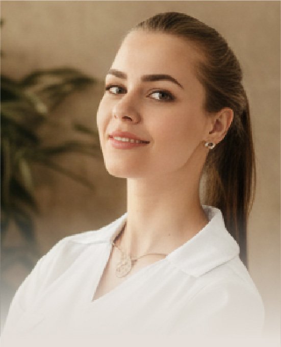 NUESTRO-EQUIPO-(4)-LAURA-NAVARRO